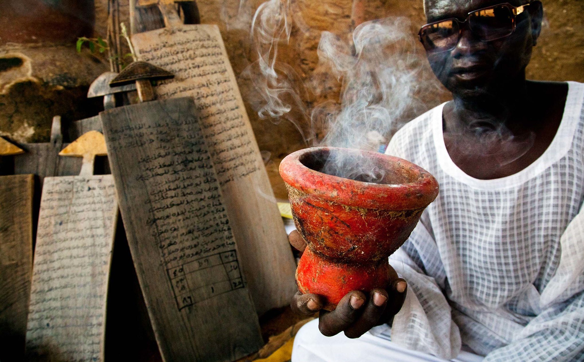 Líder de uma das maiores mesquitas de Uganda assume fé em Cristo