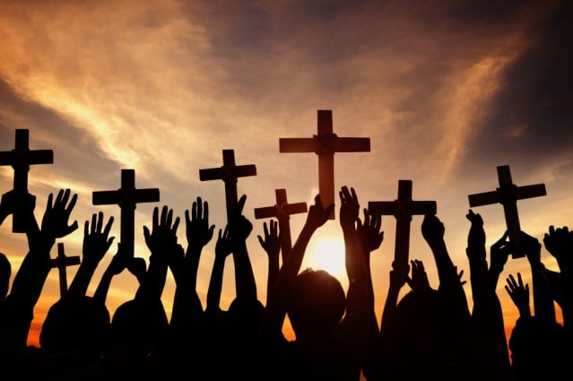 Evangelistas do TikTok: Influenciadores cristãos se reúnem em retiro com o  Glorify - Guiame