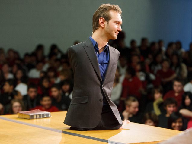 Nick Vujicic, evangélico sem braços e pernas, é destaque na Record - Guiame