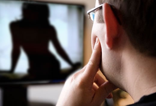 Uma pesquisa recente a pesquisa recente mostrou que pornografia diminui a auto-estima, leva a conceitos distorcidos sobre a sexualidade e relacionamentos. 