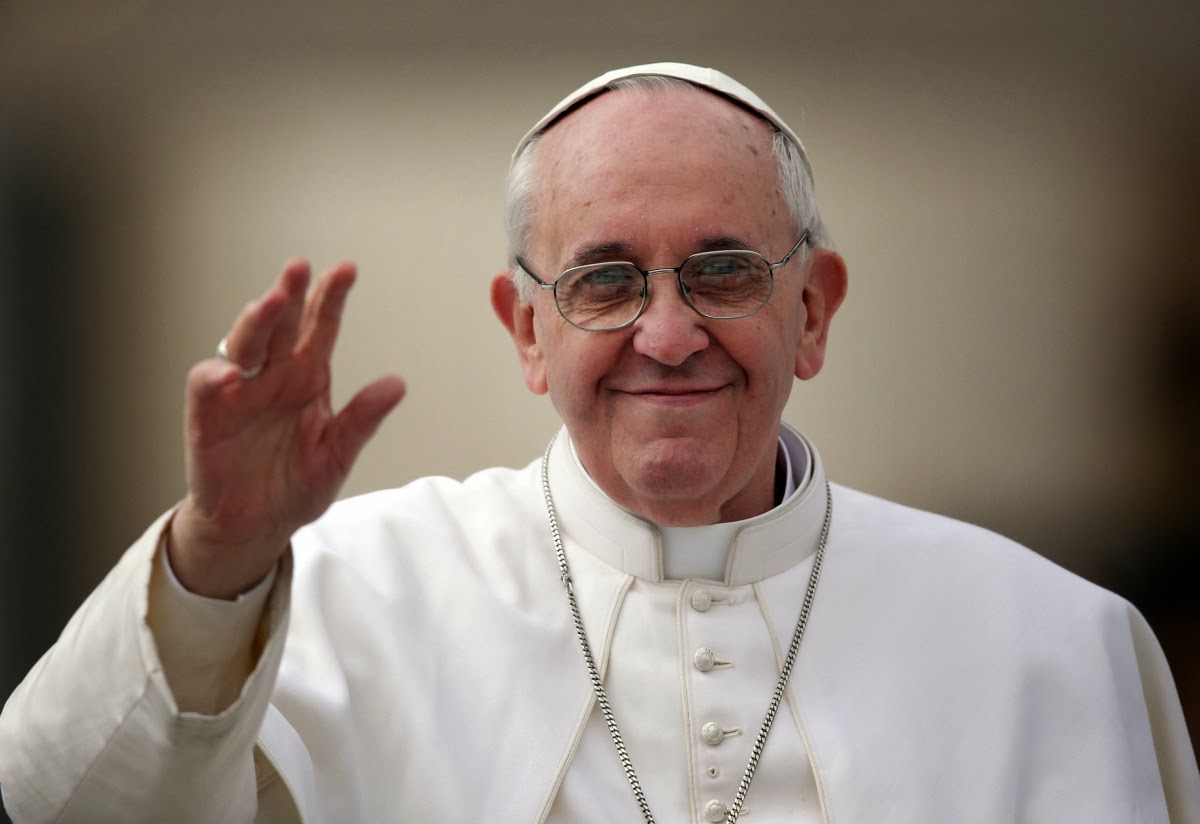 "Os comunistas têm roubado a nossa bandeira", diz papa Francisco