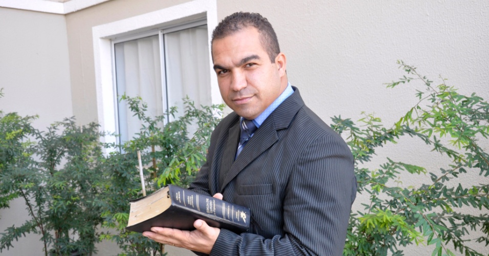 "Os fiéis podem ver a transformação da minha vida", diz o ex-ator pornô ...