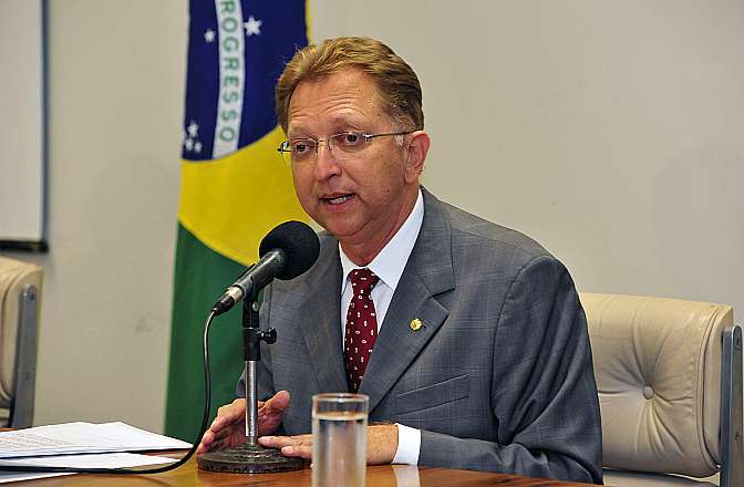 O deputado João Campos (PSDB-GO) foi eleito, por unanimidade, o novo presidente da Frente Parlamentar Evangélica do Congresso Nacional.