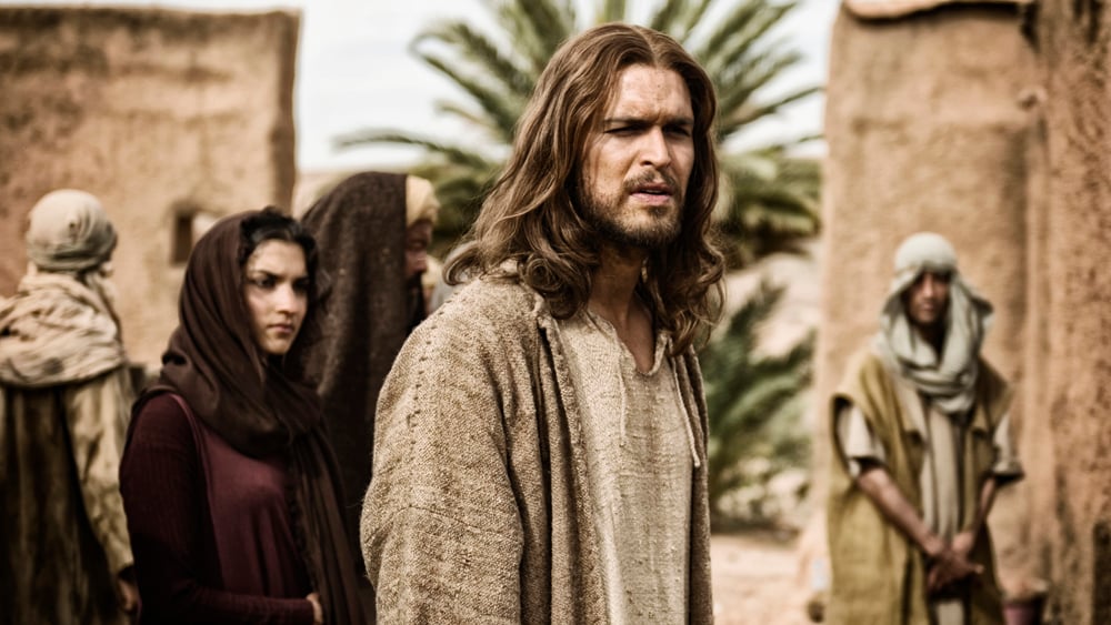Diogo Morgando interpretando Jesus, em "A Bíblia". (Reprodução/ History)