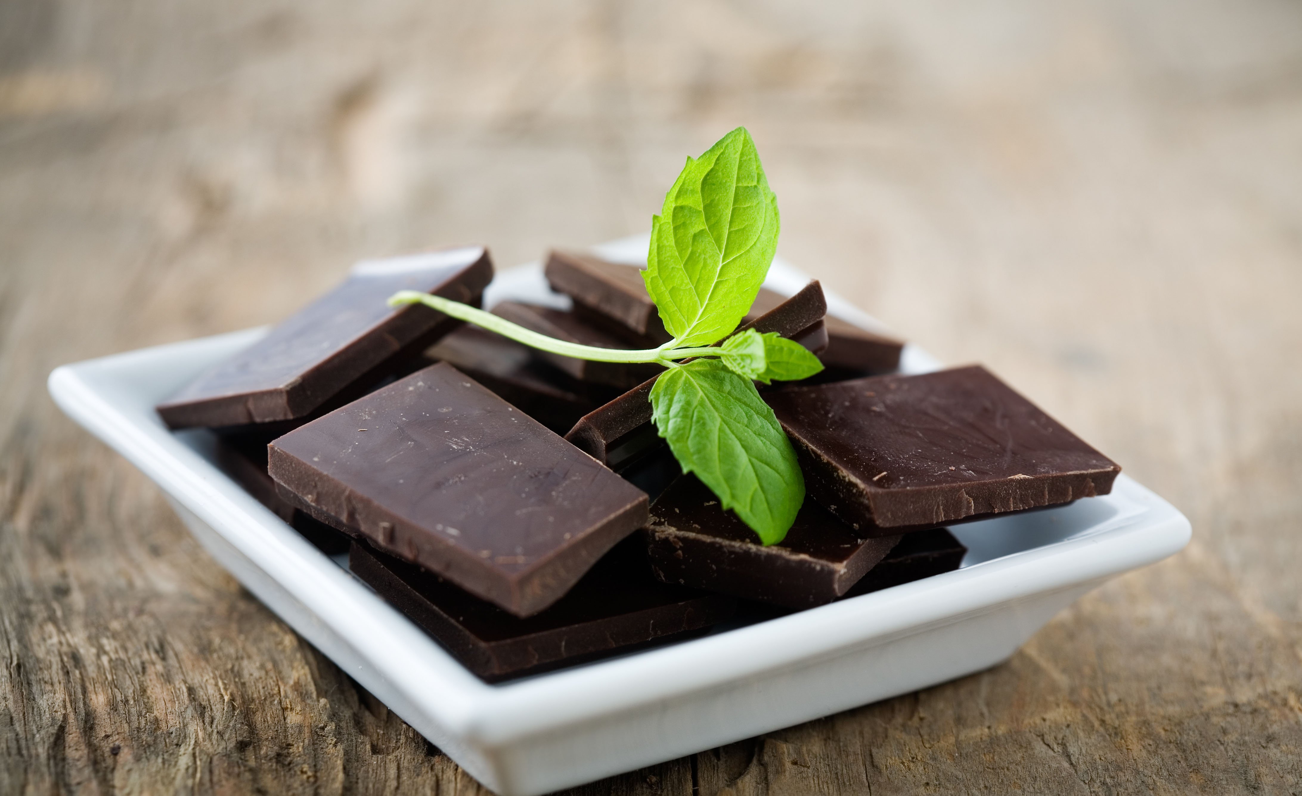 Segundo nutricionista, chocolate amargo previne cáries Guiame
