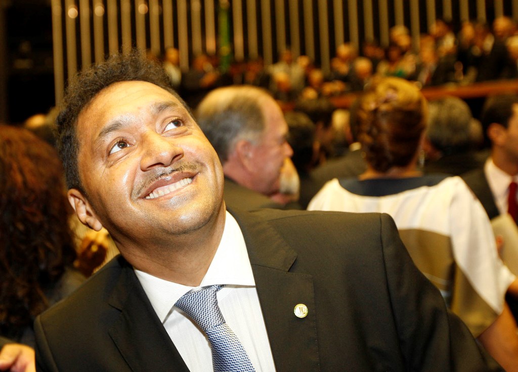 José Everardo, conhecido como Tiririca é deputado federal pelo PR - SP. 
