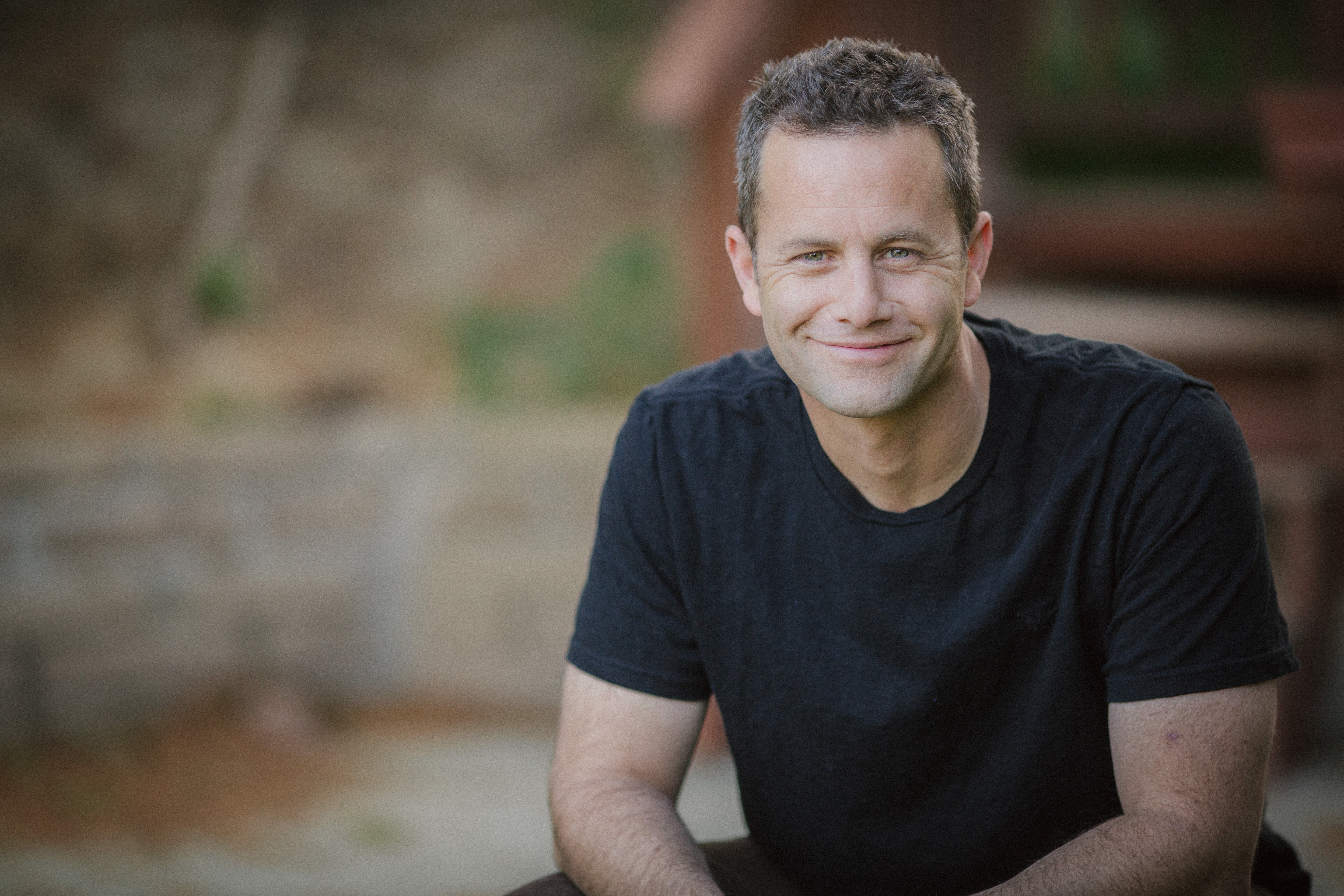 Kirk Cameron é mais conhecido por interpretar o jornalista Buck Williams na trilogia “Deixados para Trás”. (Foto: Divulgação).