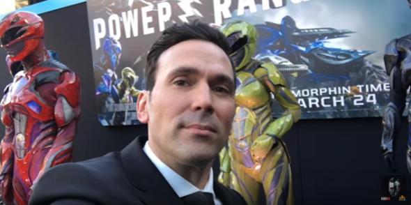 Jason David Frank ficou famoso por fazer o papel dos rangers verde e branco na série infantil 'Power Rangers'. (Imagem: Youtube)
