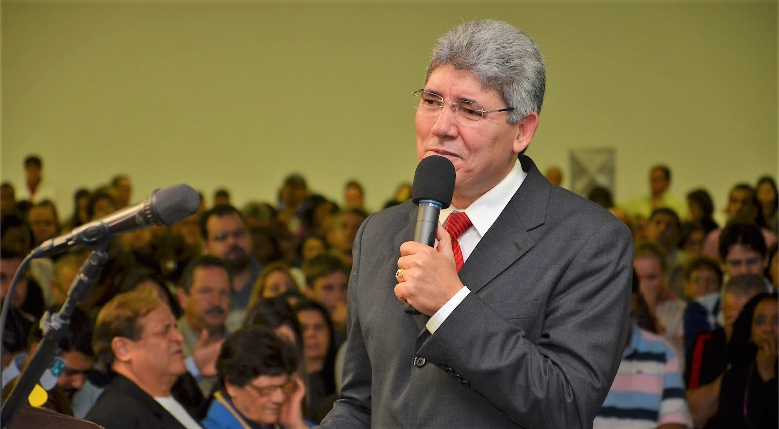 Hernandes Dias Lopes: "O deserto não é um acidente de percurso e sim a ...