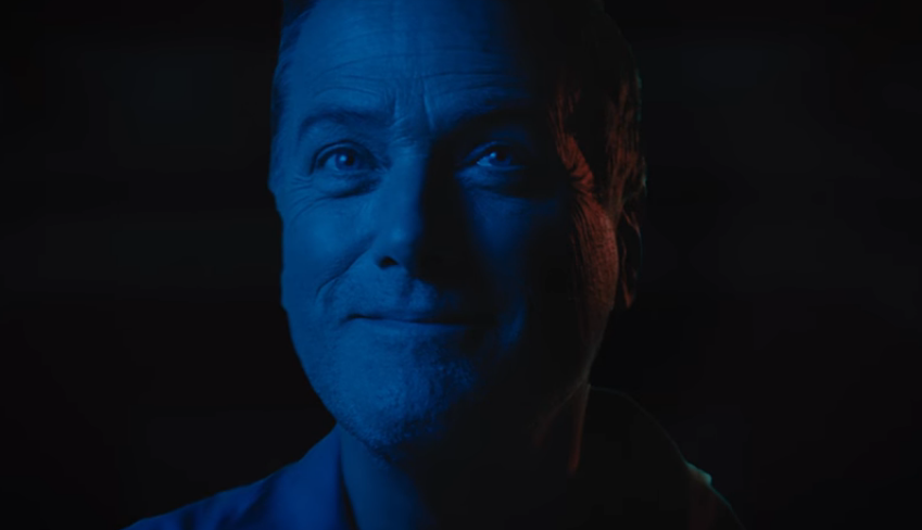 O novo disco de Smith é inspirado por artistas que vão desde Johnny Cash até The Chainsmokers. (Foto: Reprodução).