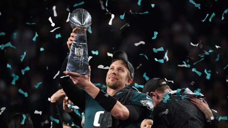 O quarterback Nick Foles foi eleito o melhor jogador da partida. (Foto: NFL).