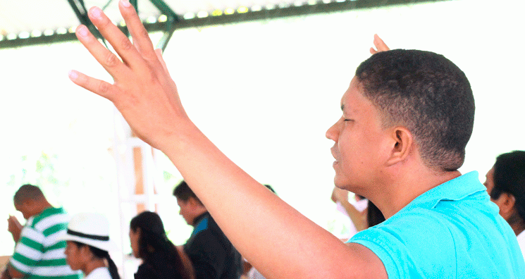O pastor Pablo foi ameaçado após iniciar a construção de um novo templo para sua igreja. (Foto: Reprodução).