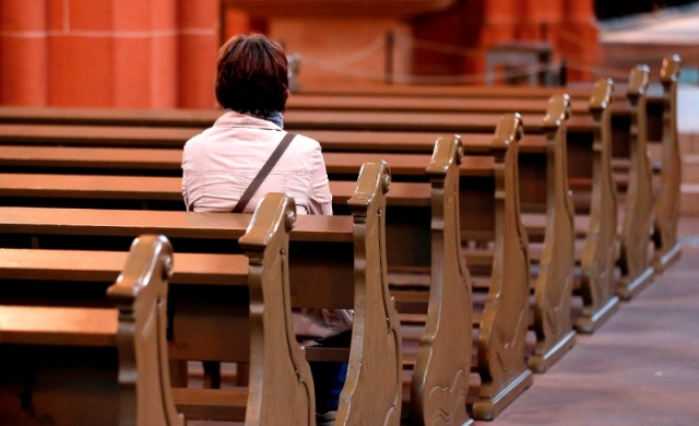 A igreja local e terrena tem a responsabilidade de supervisionar o crescimento espiritual do individuo e o bem estar de sua família. (Foto: novotempo)
