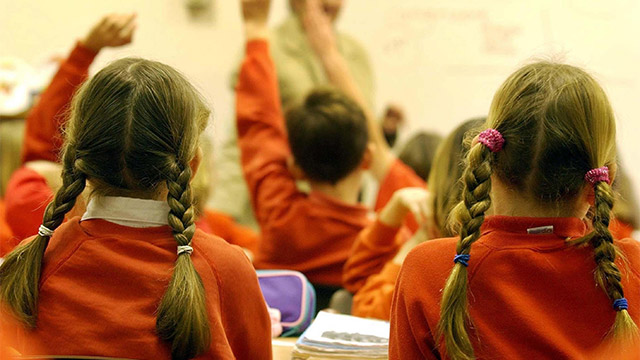 Crianças na Escola. (Foto: Getty Images)