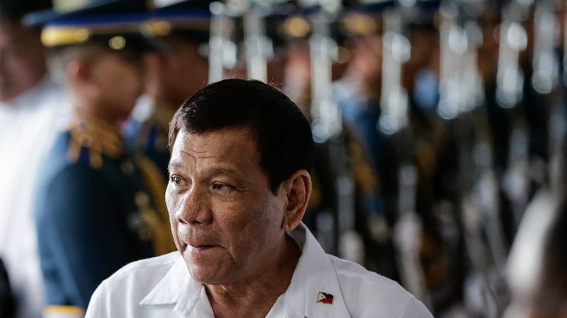 Presidente das Filipinas, Rodrigo Duterte, chamou Deus de estúpido em discurso. (Foto: EPA)