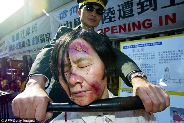 Imagem ilustrativa. Cristãos tendem a ser mais perseguidos sob regimes comunistas e ateus. (Foto: AFP/Getty Images)