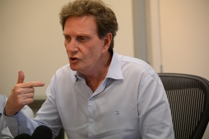 Prefeito Crivella assume ser fã de jogos e quer licença para abrir cassinos no Rio. (Foto: Fernando Frazão/Agência Brasil)