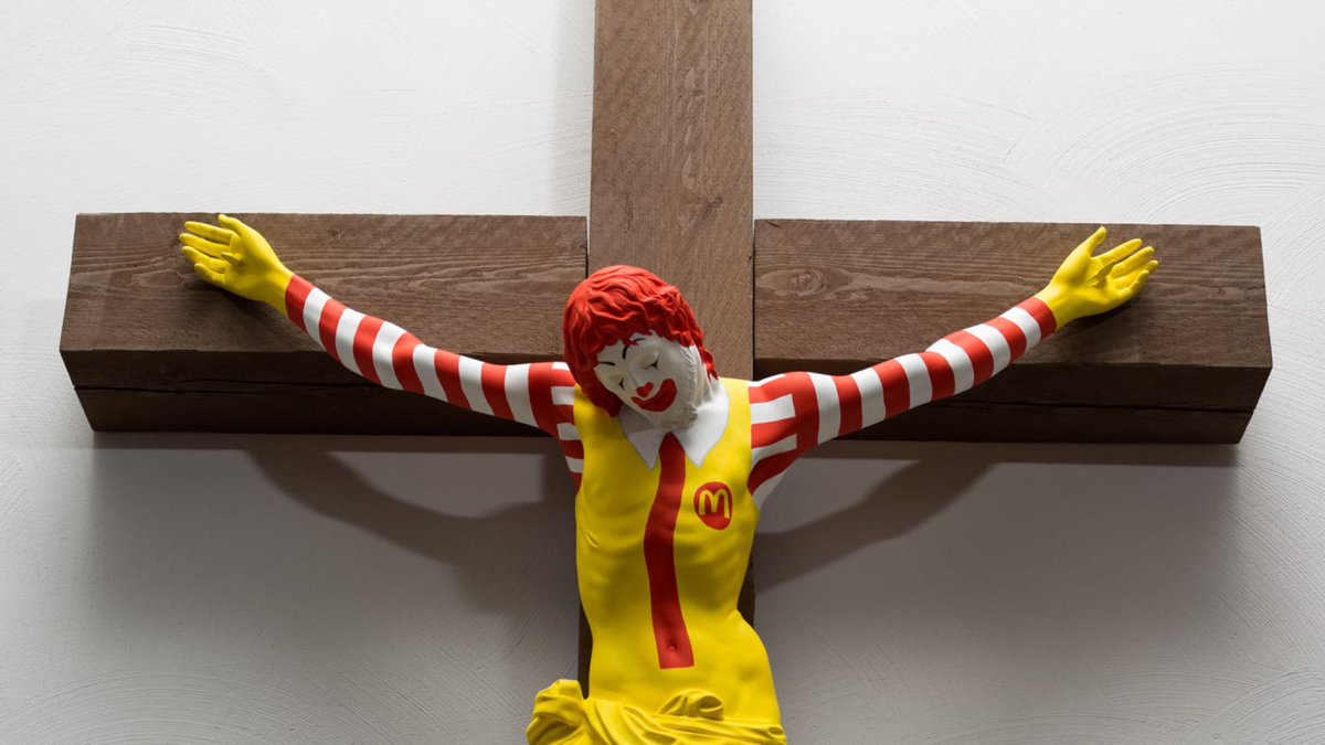 “McJesus”, criado pelo artista finlandês Jani Leinon, em exposição no Museu de Arte de Haifa. (Foto: Vilhelm Sjöström)