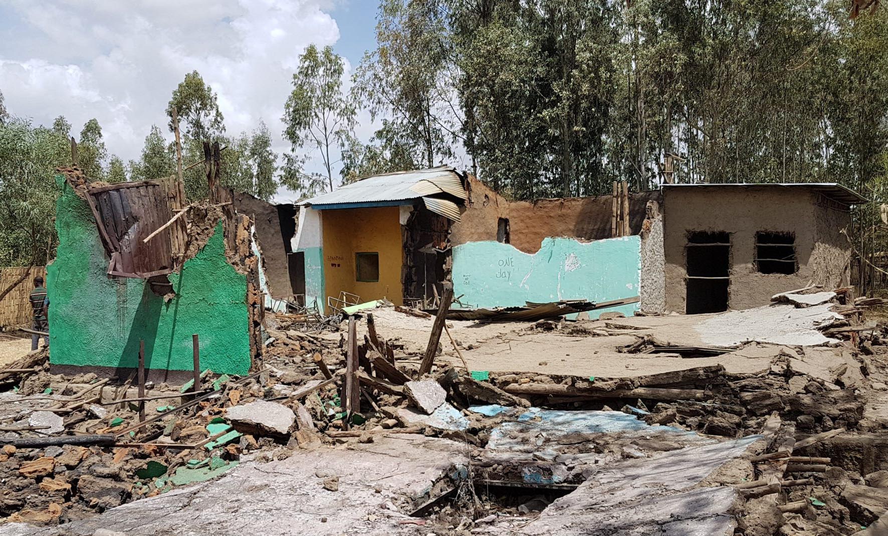 Restos da igreja Kale Hiwot Galeto em Halaba Kulito, Etiópia, após ataque em 9 de fevereiro de 2019. (Foto: Reprodução/Steadfast Global)