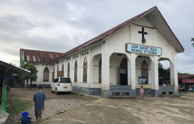 Igreja em Kachin, onde 95% dos habitantes são cristãos. (Foto: Twitter/Bob Roberts Jr)
