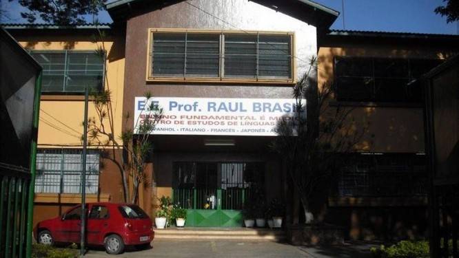 Escola Raul Brasil, em Suzano. (Foto: Facebook / Reprodução)