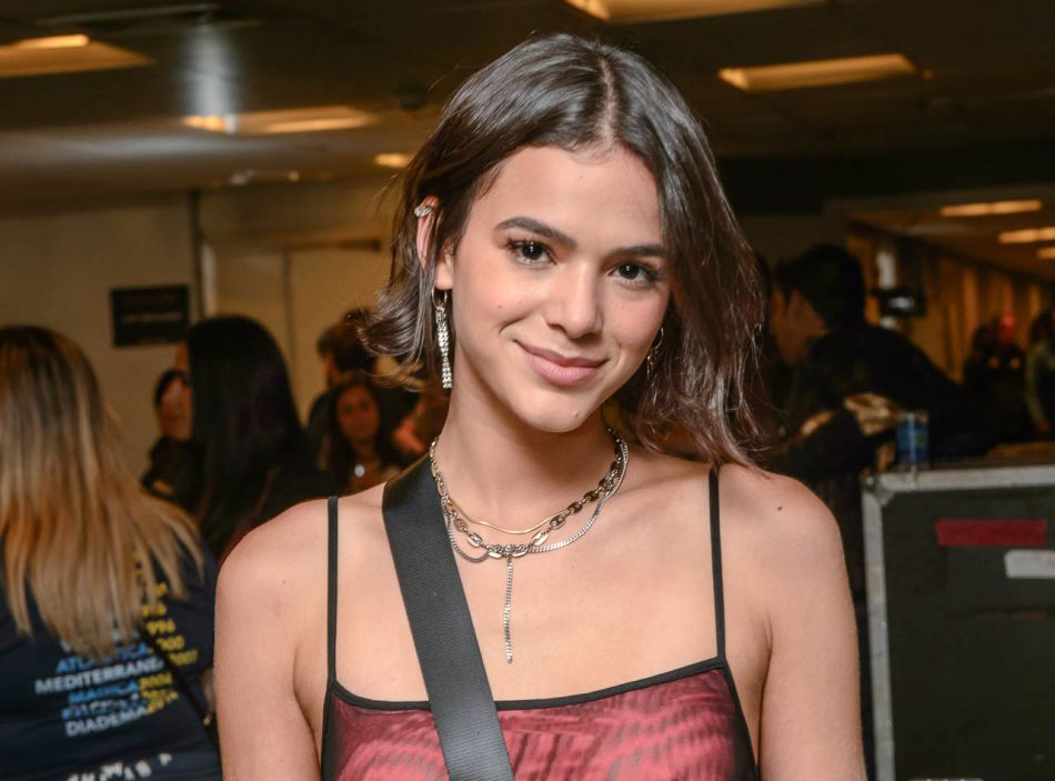 Atriz Bruna Marquezine falou sobre sua relação com Deus em texto no Instagram. (Foto: AgNews)