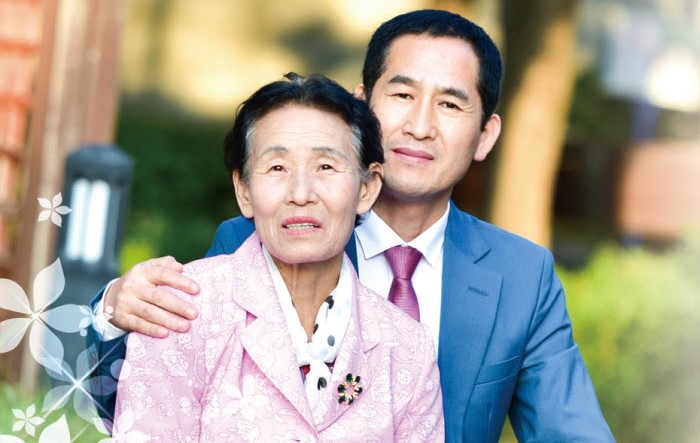 Dong-Gyu Kim e sua mãe experimentaram a cura sobrenatural de Deus. (Foto: Reprodução/Christian Telegraph)