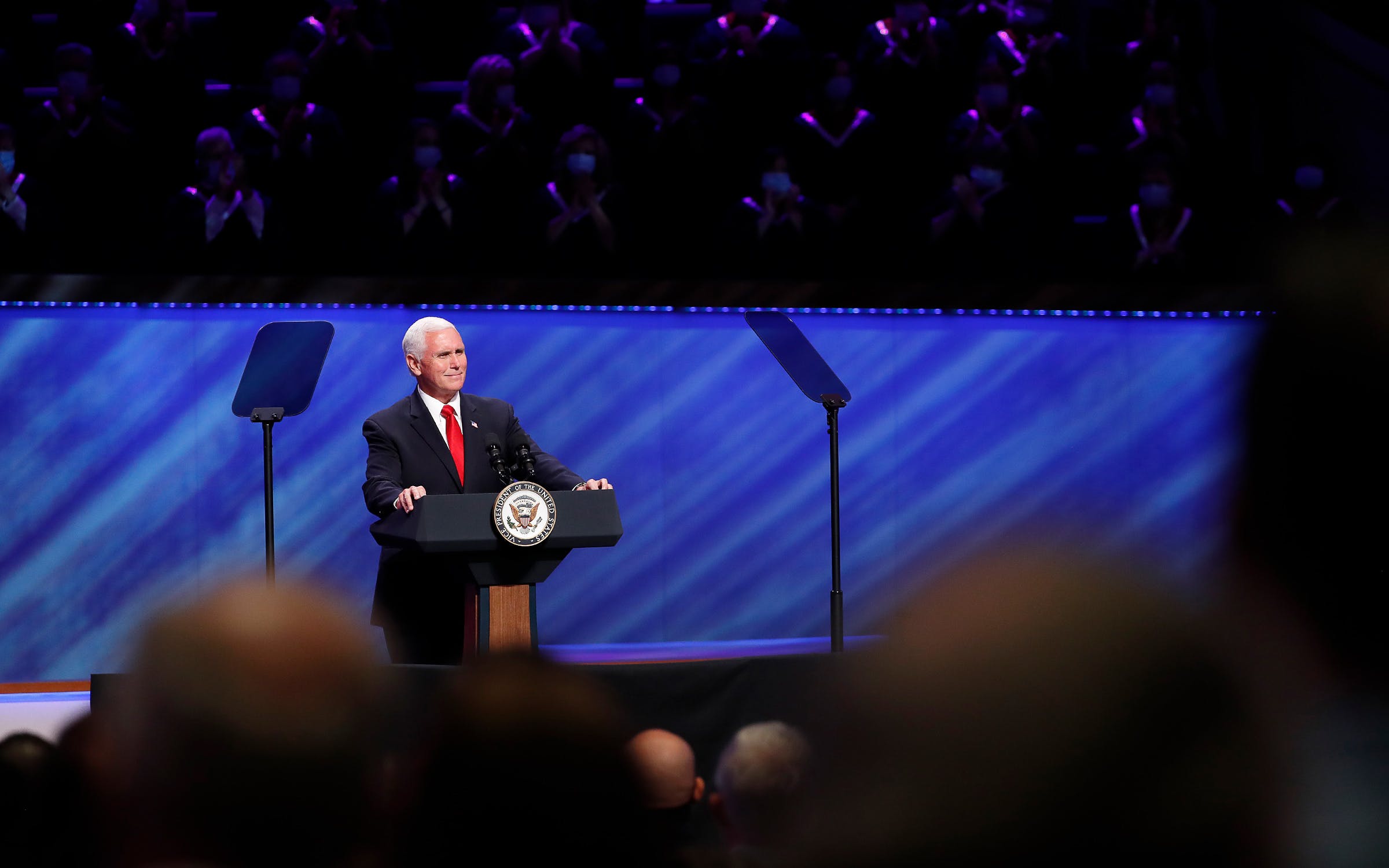 Vice-presidente americano Mike Pence na Primeira Igreja Batista em Dallas. (Foto: Tony Gutierrez/AP)