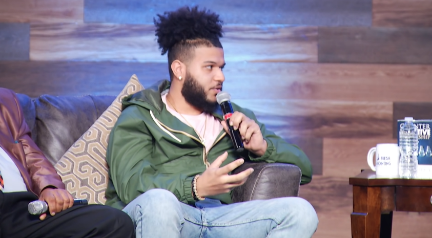 Josh Miles compartilhou seu testemunho com o ministério Fresh Anointing. (Foto: Reprodução/YouTube)
