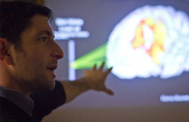 Adam Green, professor de psicologia da Universidade de Georgetown, nos EUA. (Foto: Georgetown College)