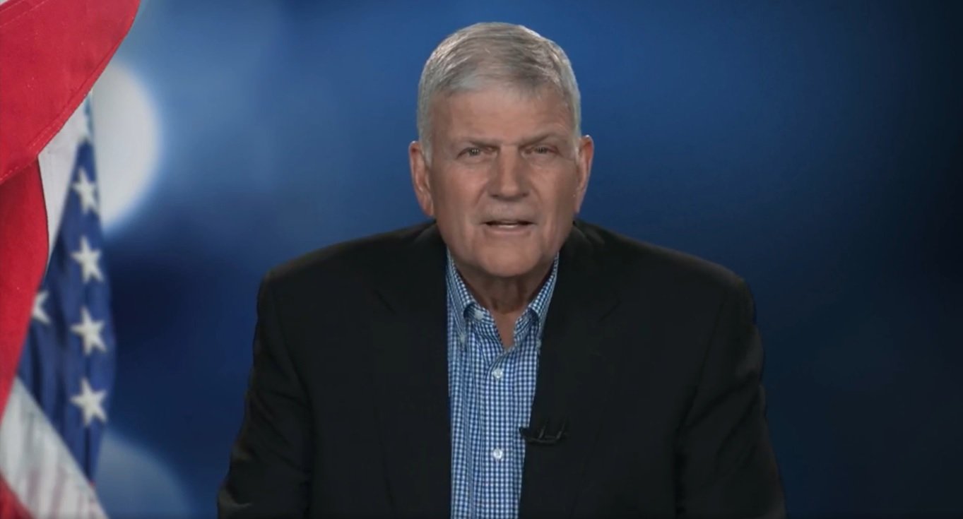 O pastor e evangelista Franklin Graham realizou uma breve live de oração, horas antes do dia da eleição nos EUA. (Imagem: Facebook / Reprodução)