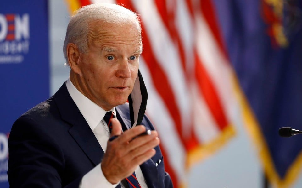 O democrata Joe Biden espera tomar posse da presidência dos Estados Unidos em 2021. (Foto: (AP Foto/Matt Slocum)