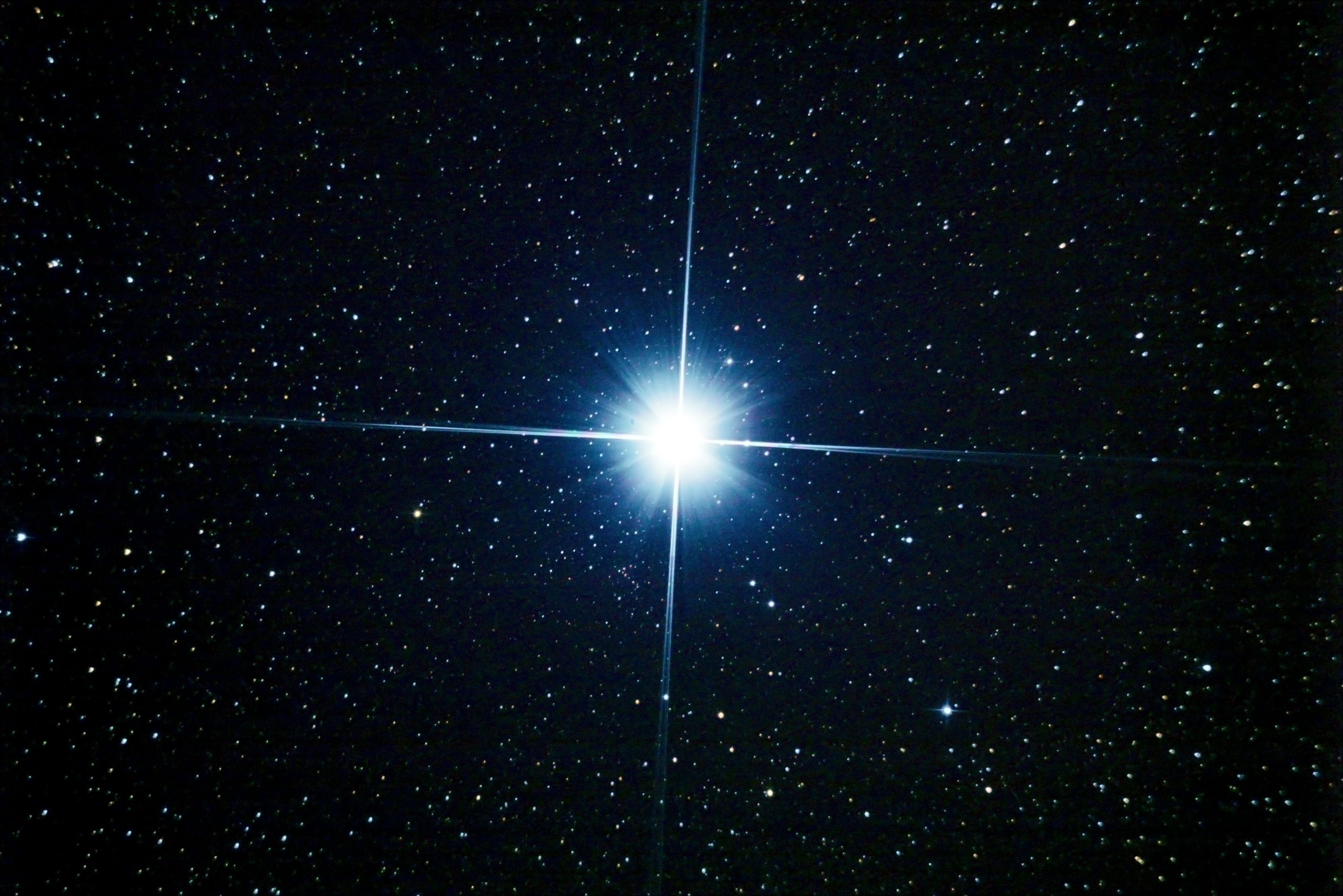 O novo alinhamento entre Júpiter e Saturno deve gerar uma visão na Terra de uma 'estrela', semelhante à relatada no evangelho segundo Mateus. (Imagem: Popular Mechanics)