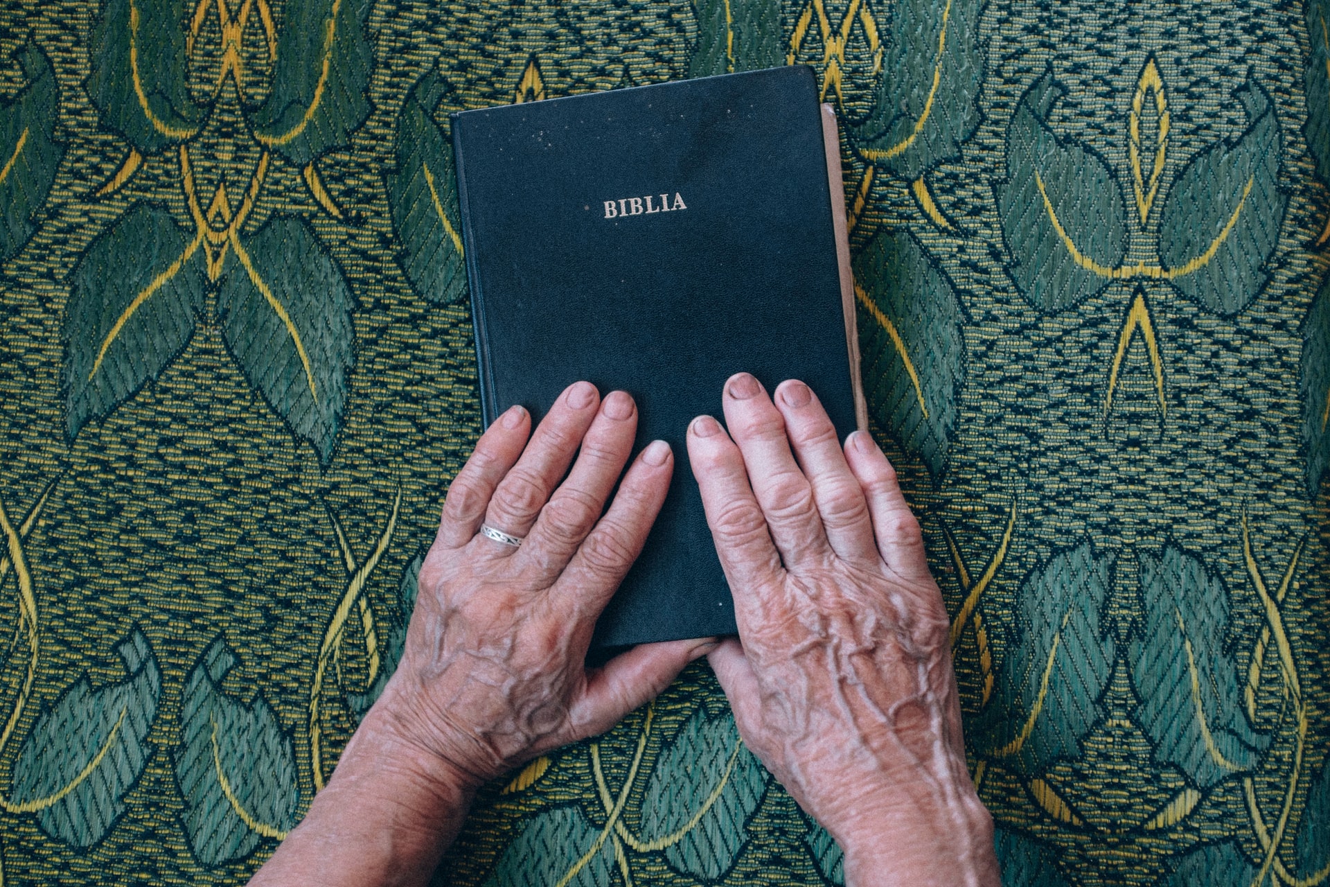 Bíblia é o livro cristão mais vendido em 2020, aponta ranking Guiame