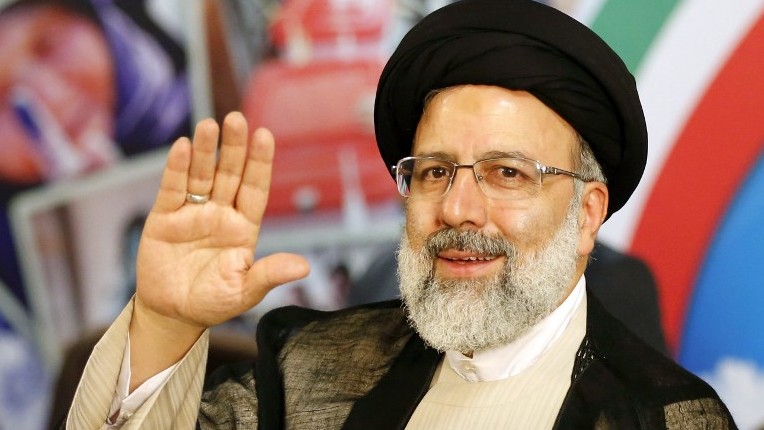 Ebrahim Raisi é o chefe do judiciário do Irã, que liderou a resposta à carta dos especialistas da ONU. (Foto: AFP/Atta Kenare)