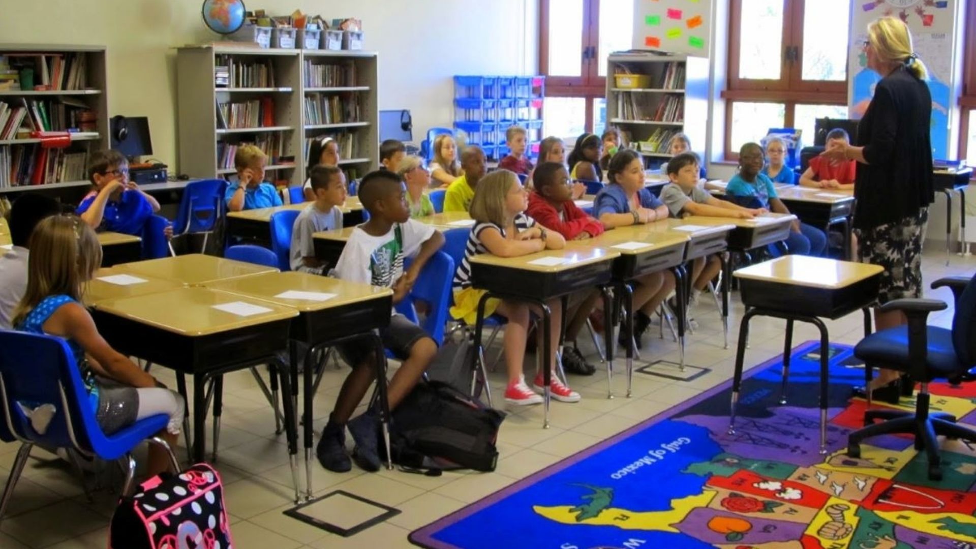 Escolas públicas de Atlanta promovem agenda progressista em salas de aula do jardim da infância. (Foto: Reprodução CBN News)