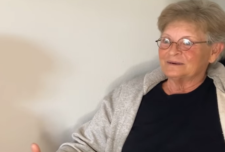 Pam, de 62 anos, foi evangelizada por uma ex-transgênero. (Foto: God Reports).