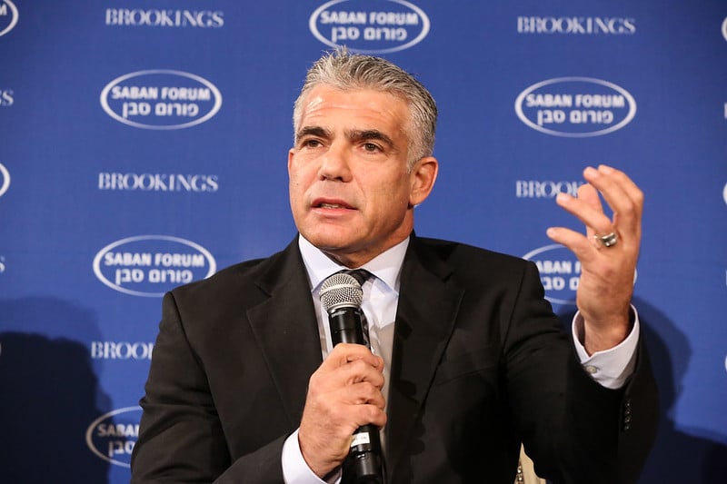 Yair Lapid, chanceler de Israel, fala durante um painel no Fórum de Saban 2015. (Foto: Brookings Institution / Ralph Alswang)