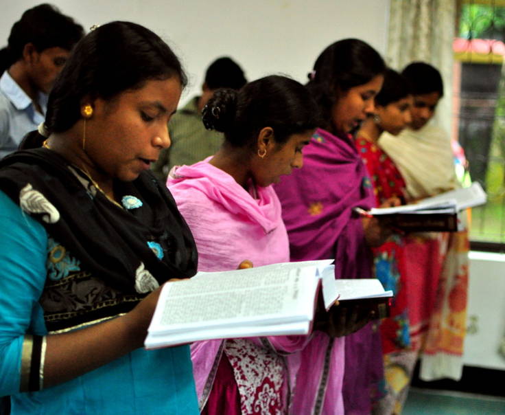 Christian families flee home after Hindu attack on their church in India thumbnail