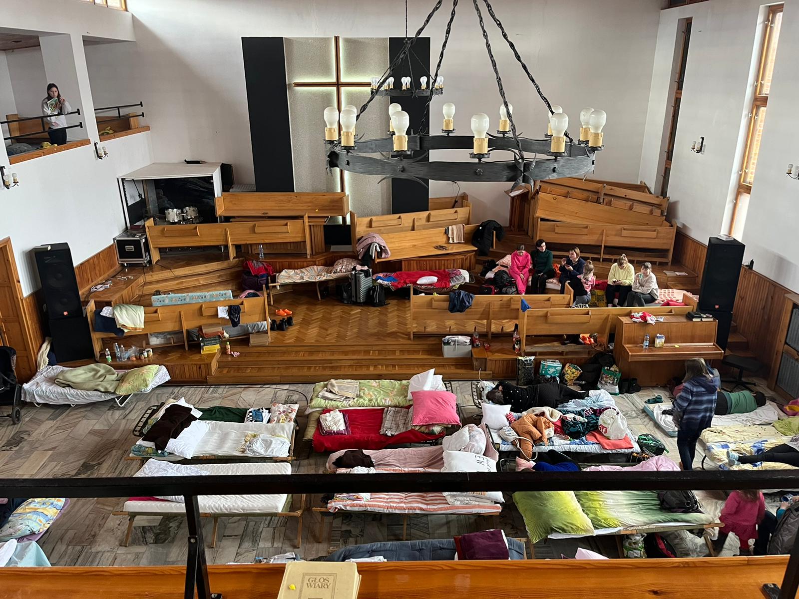 Igreja onde os refugiados estão sendo socorridos, na Polônia. (Foto: Arquivo pessoal/Luiz Sayão)