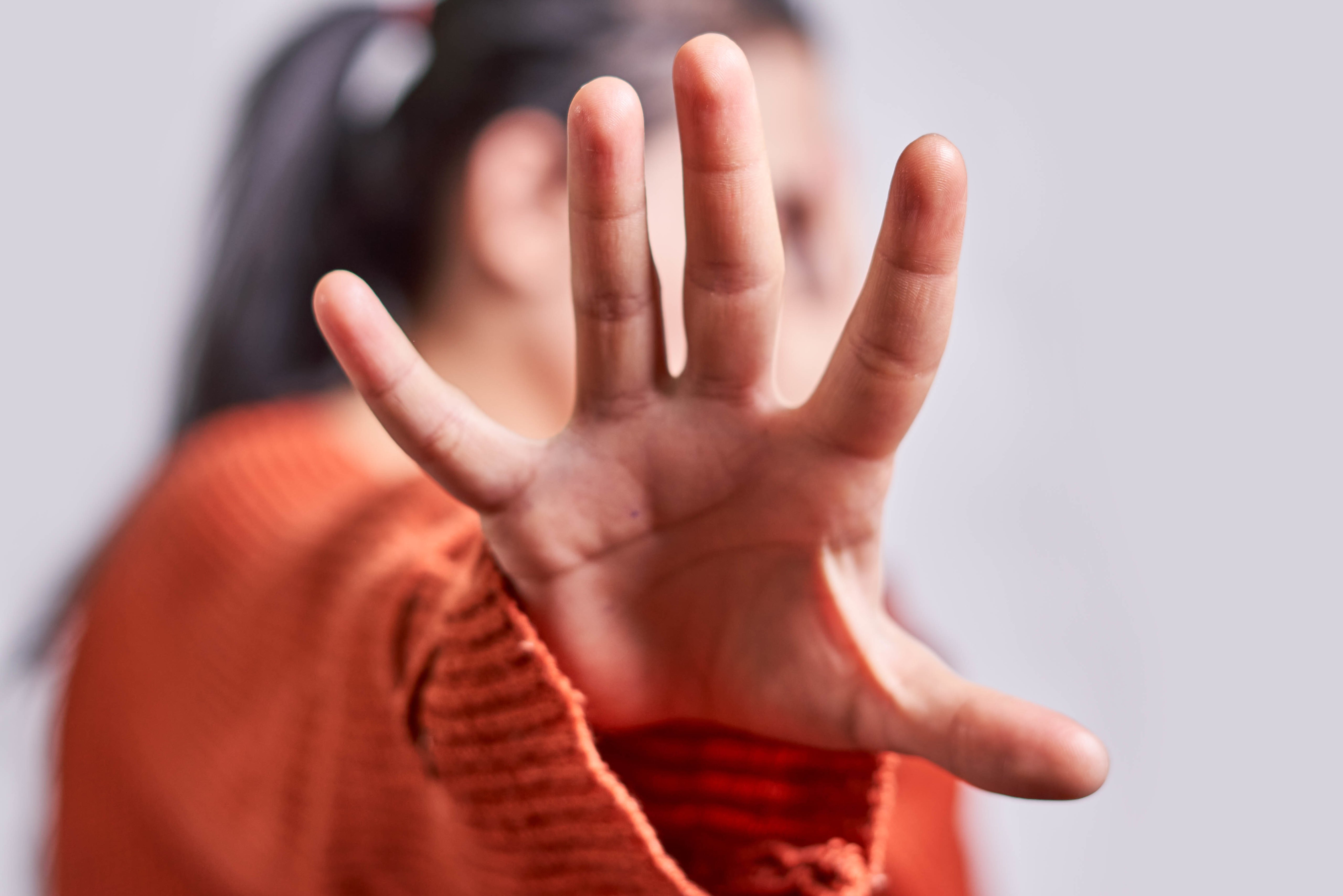 Mulheres cristãs também sofrem abuso físico, verbal e emocional. (Foto: Flickr/Marco Verch)