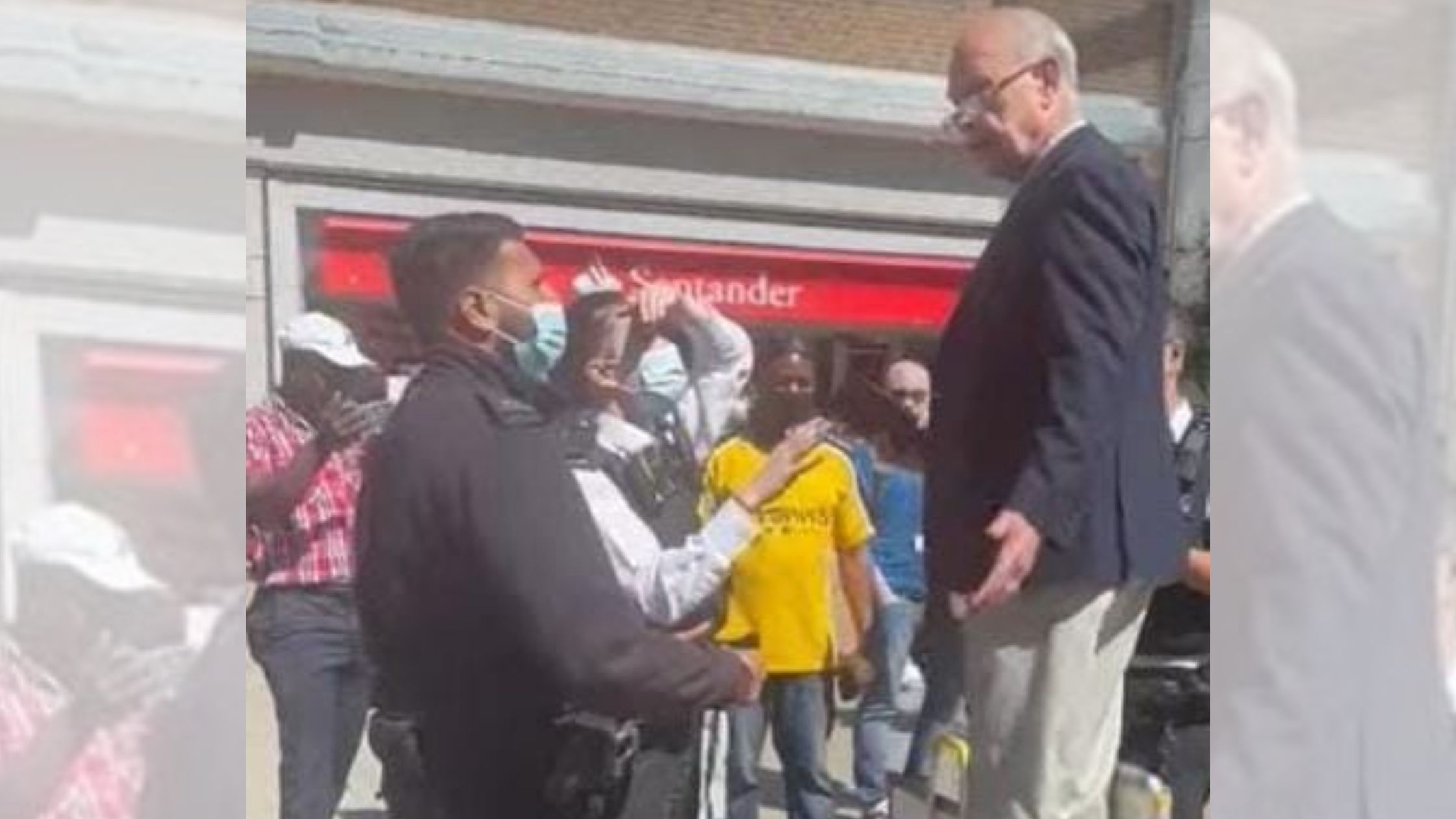 Momento em que o pastor John Sherwood foi detido por policiais. (Foto: Captura de tela/YouTube Pastor John Sherwood Arrest)