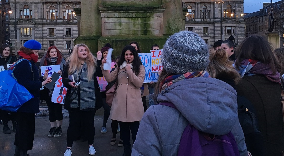Ativistas pró-aborto, em George Square, Glasgow, Escócia. (Foto: Creative Commons)