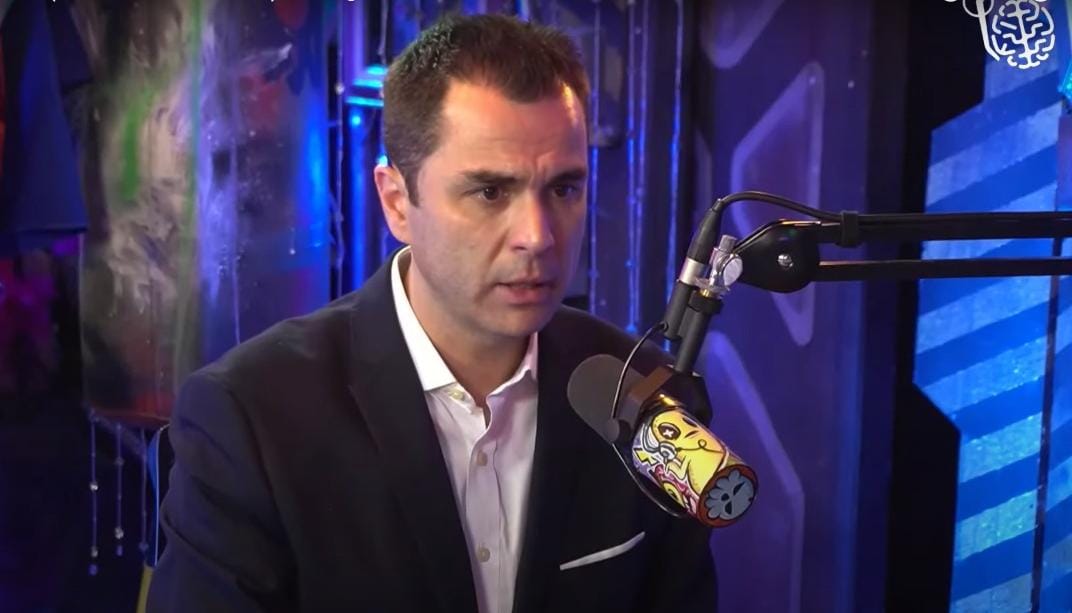 Médico proctologista, Fernando Lemos. (Foto: Captura de tela/YouTube Inteligência Ltda Podcast)