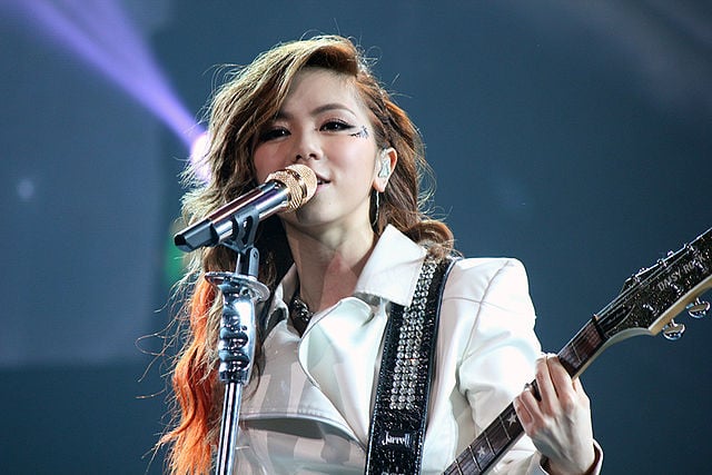 A famosa cantora de C-pop, GEM, lançou o álbum "Revelation" com temas bíblicos. (Foto: Wikimedia Commons/茂木木).