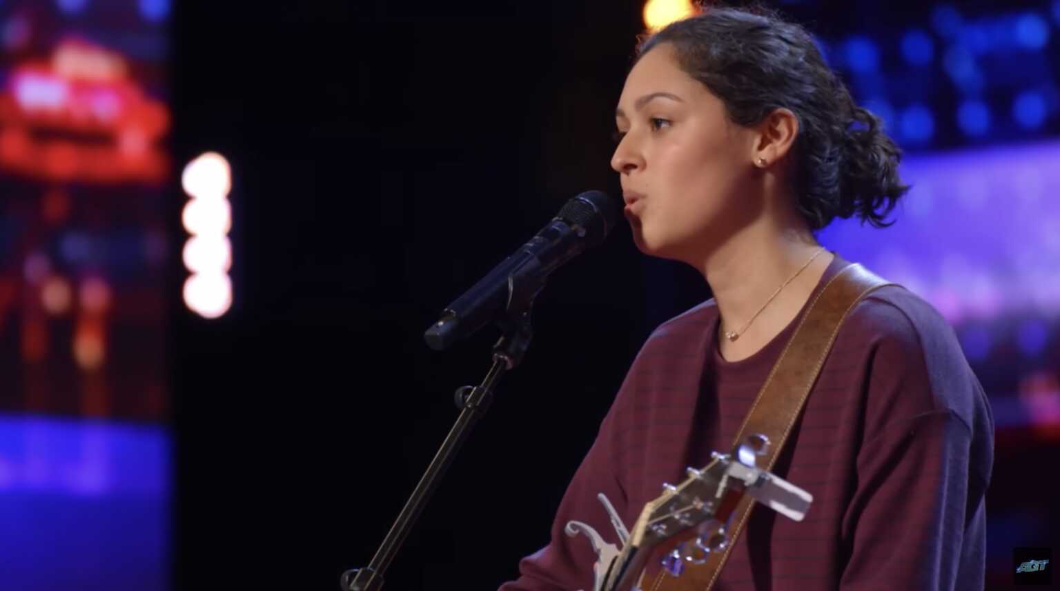 Amanda Mammana canto no “America's Got Talent”. (Captura de tela/America's Got Talent)