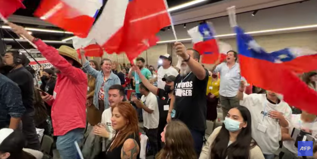 Chilenos dizem 'não' à Constituição de esquerda após 3 anos de debates