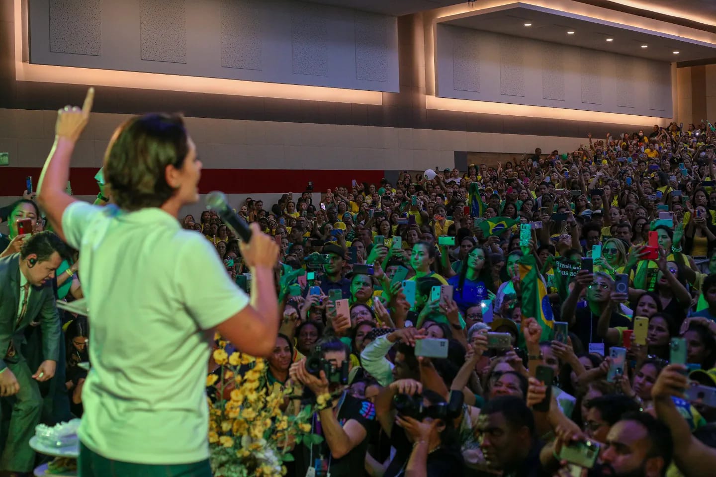 Michelle Bolsonaro em evento no Maranhão. (Foto: Instagram/Damares Alves).