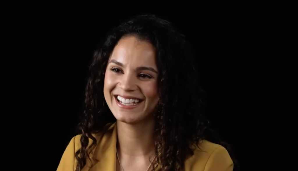 Lara Silva, que interpreta Eden em “The Chosen”, é cristã e nasceu no Brasil. (Foto: Reprodução/YouTube/CBN News).