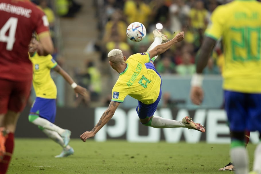 “Deus viu meu esforço”, diz Richarlison após golaço na Copa